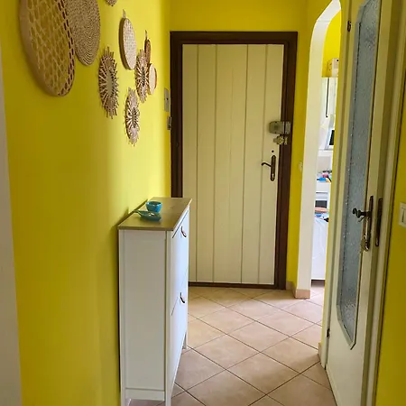 Domus Onda Marina 公寓 *