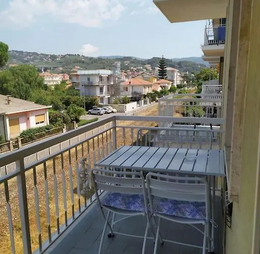 Domus Onda Marina 迪亚诺马里纳